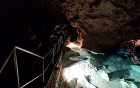 12. Bozkovské dolomitové jeskyně